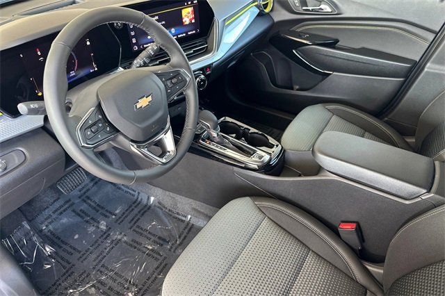 New 2026 Chevrolet Trax LT w/ Driver Confidence Package image 13