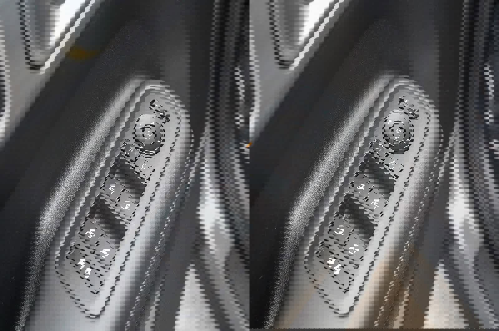 Used 2024 Hyundai Santa Fe Limited image 17