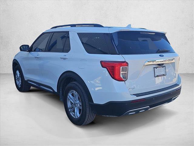 Used 2024 Ford Explorer XLT w/ Equipment Group 202A image 3