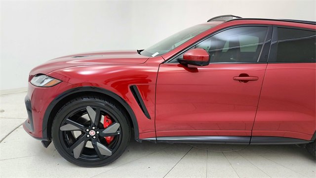 Used 2022 Jaguar F-PACE SVR image 9