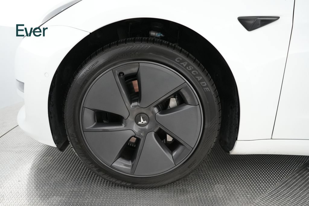 Used 2022 Tesla Model 3 Long Range AWD/4WD image 18