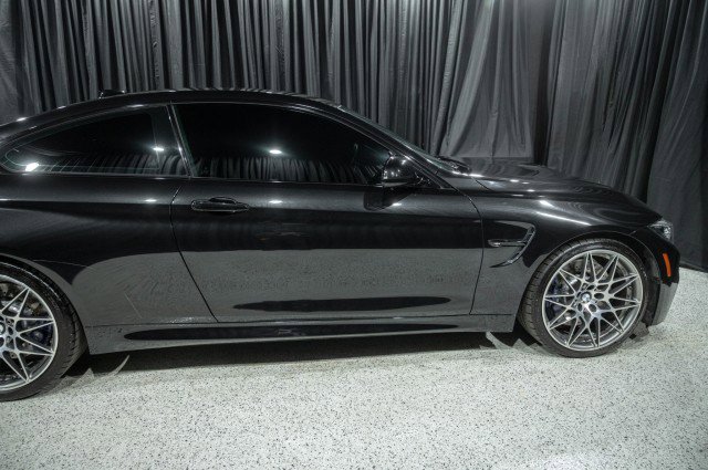 Used 2018 BMW M4 Coupe RWD image 4