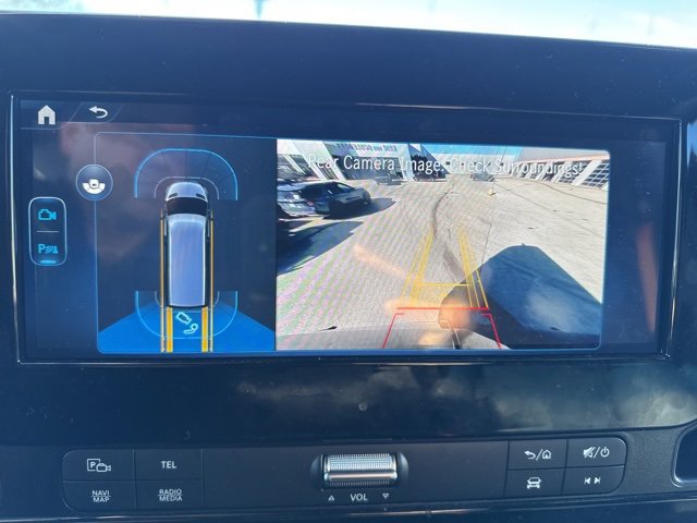 Used 2025 Mercedes-Benz Sprinter 2500 image 40