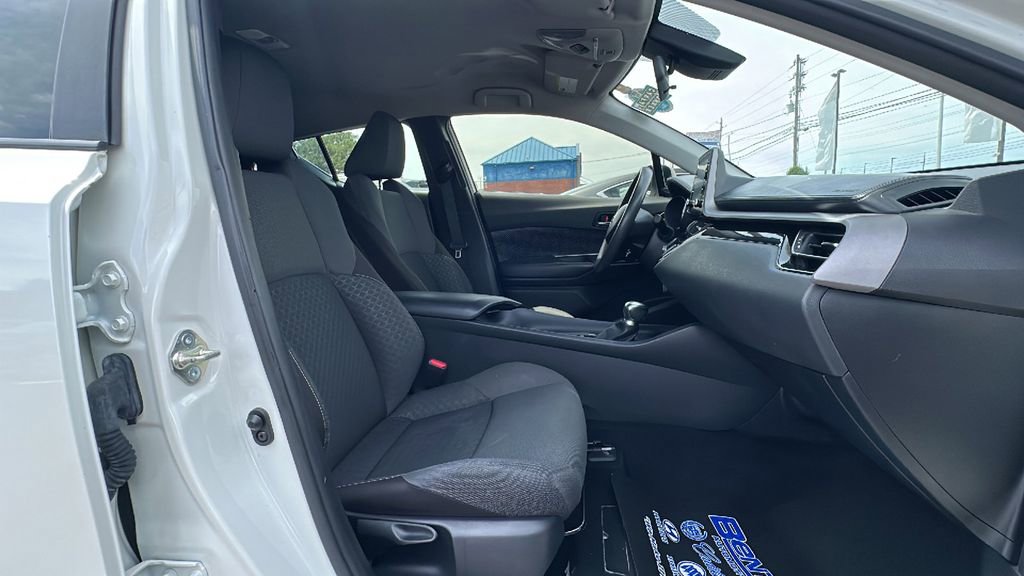 Used 2021 Toyota C-HR LE image 15