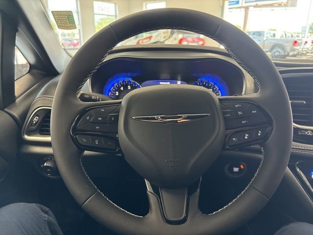 New 2026 Chrysler Pacifica Limited w/ S Appearance Package image 36