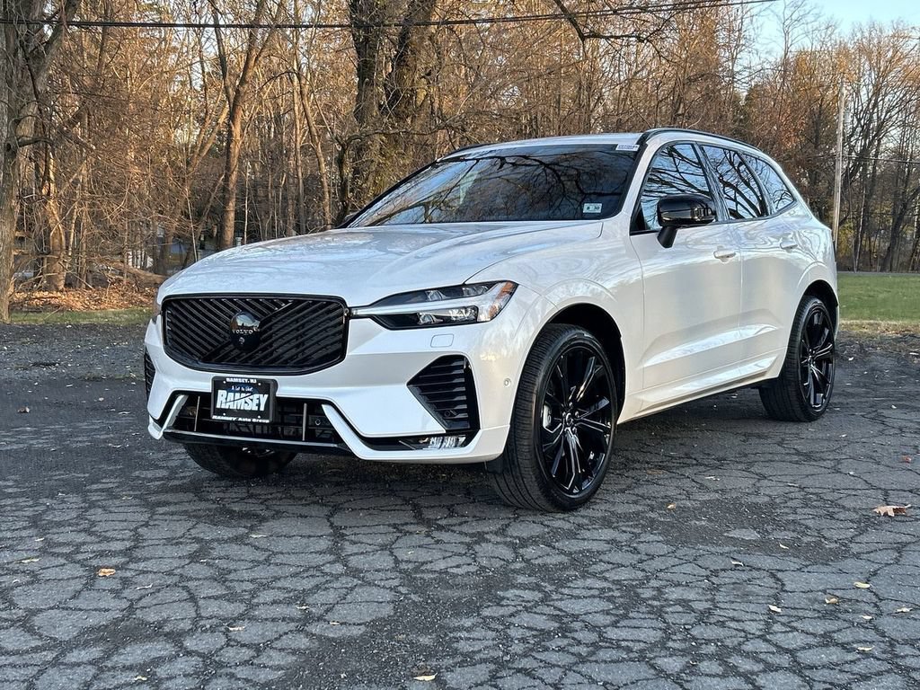 New 2026 Volvo XC60 B5 Ultra w/ Climate Package AWD/4WD image 1