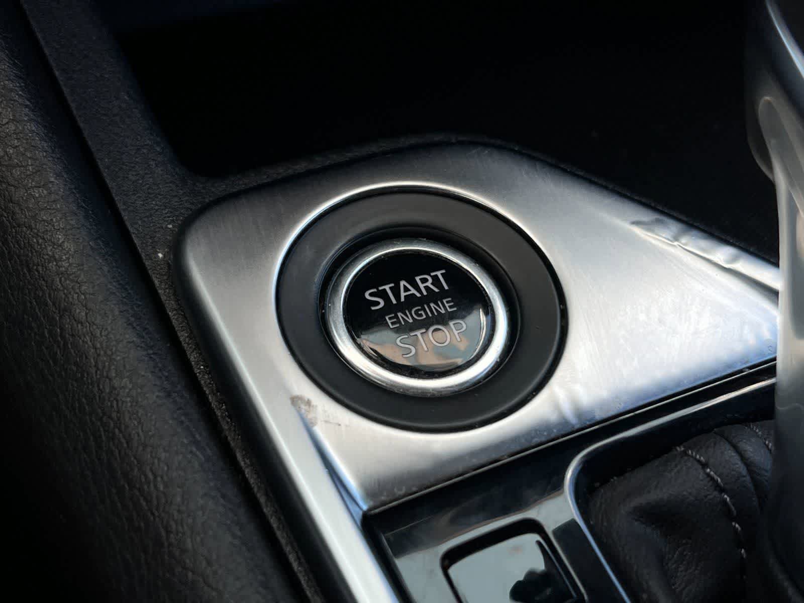 Used 2024 Nissan Sentra SV FWD image 22