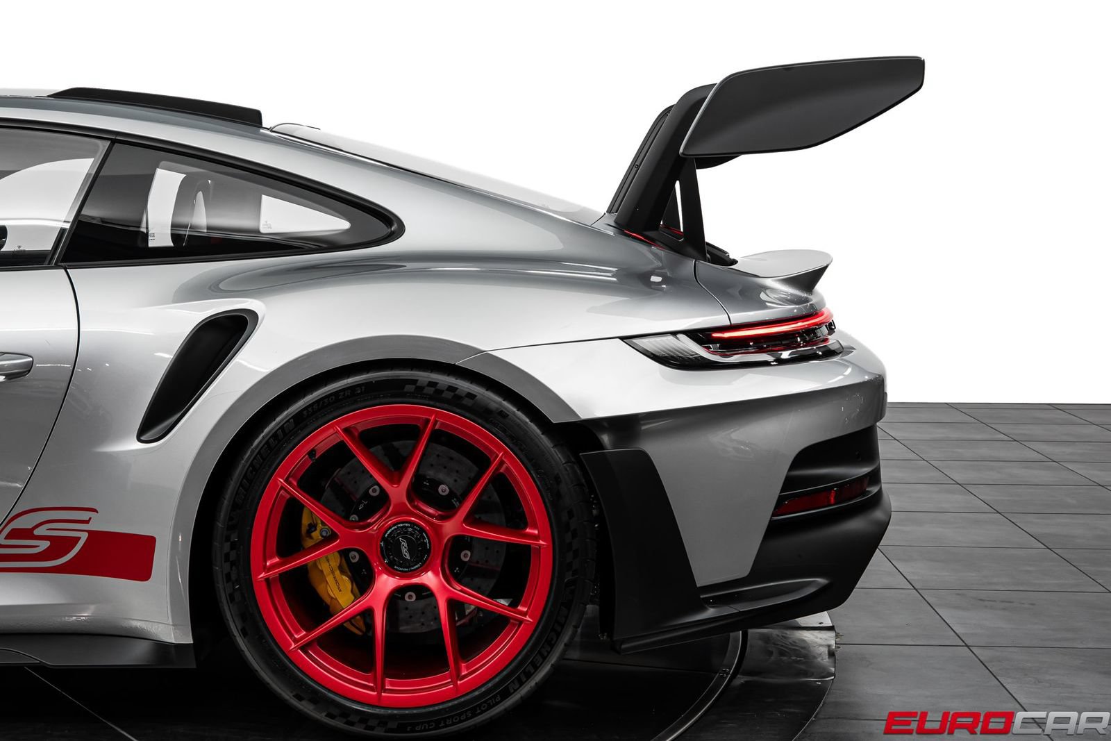 Used 2024 Porsche 911 GT3 RS RWD image 18