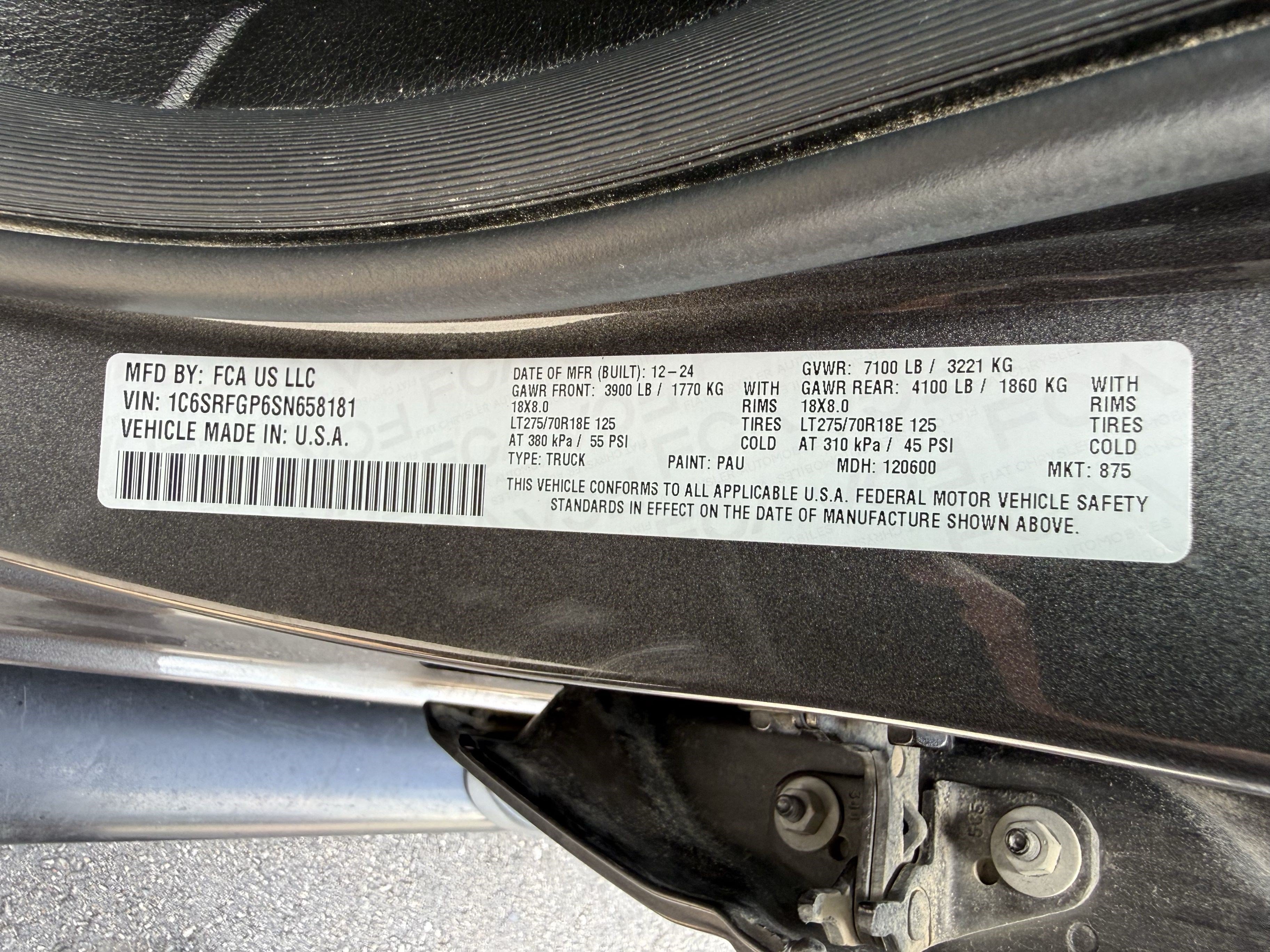 Used 2025 RAM 1500 Warlock AWD/4WD image 34