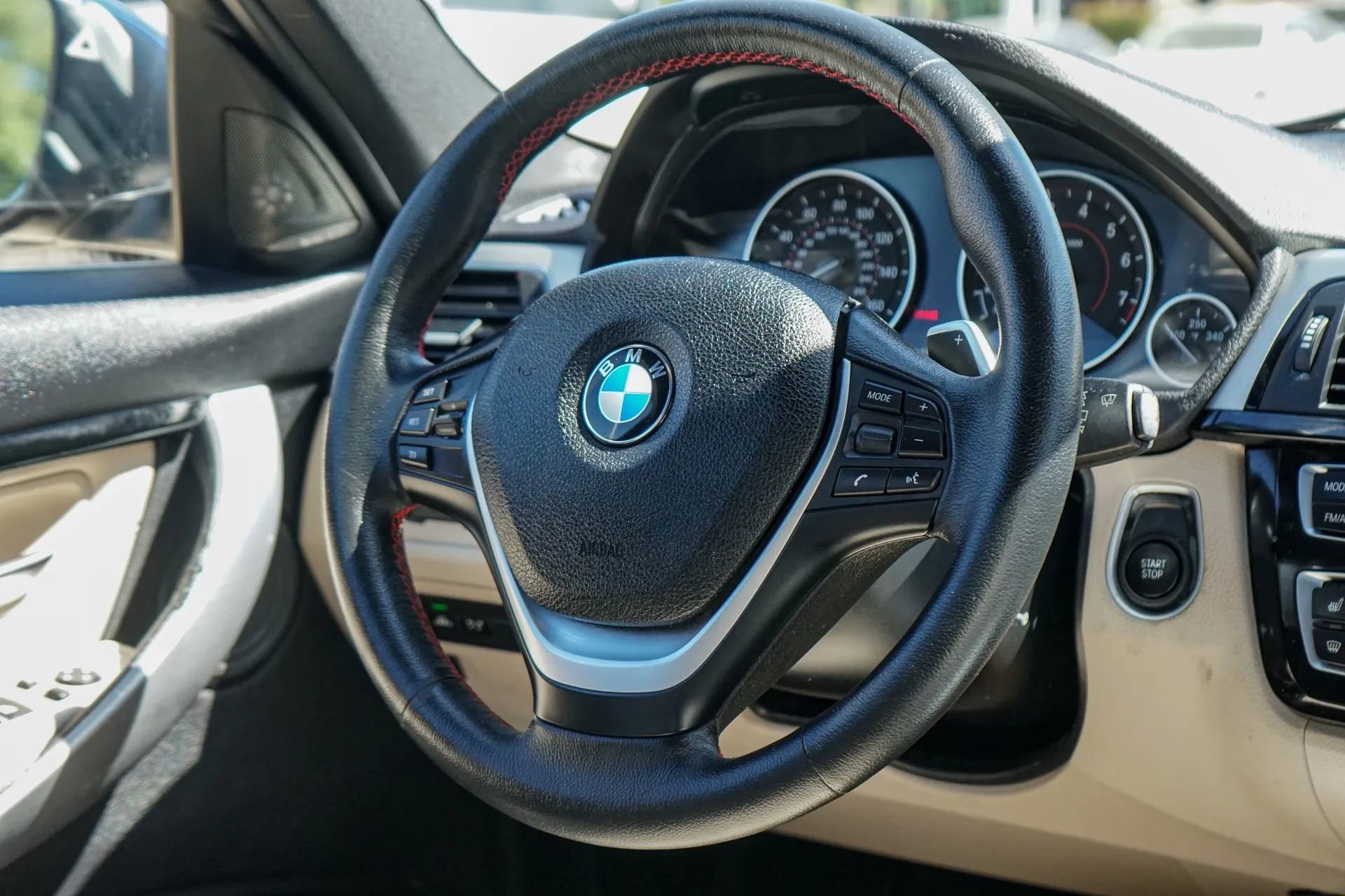 Used 2017 BMW 330e image 40