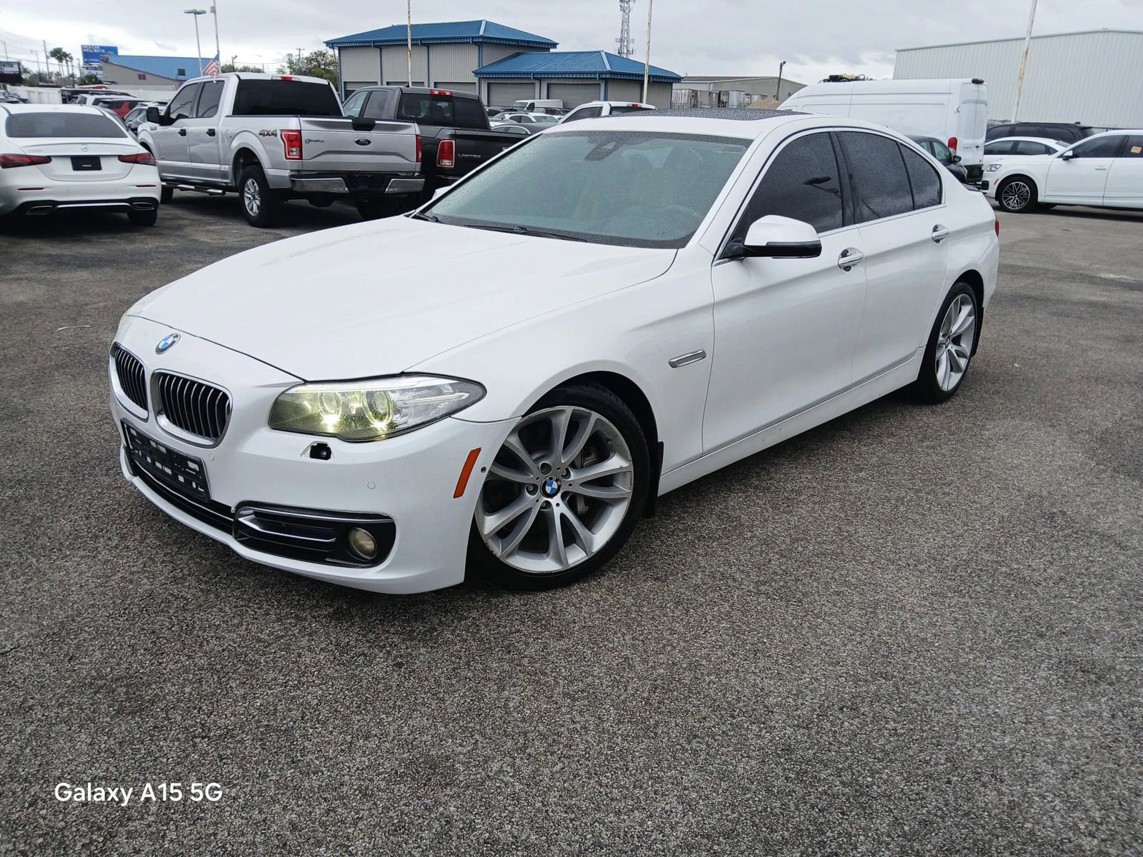 Used 2015 BMW 535i 535i Sedan 4D image 2