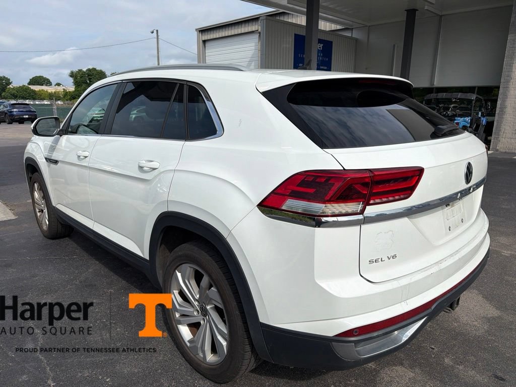 Used 2020 Volkswagen Atlas Cross Sport SEL FWD image 3