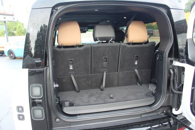 Used 2026 Land Rover Defender 130 V8 AWD/4WD image 31