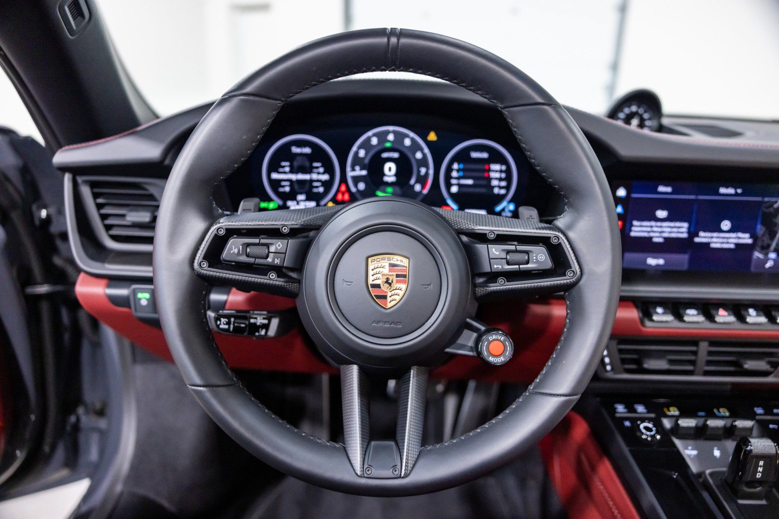 Used 2026 Porsche 911 GTS image 37
