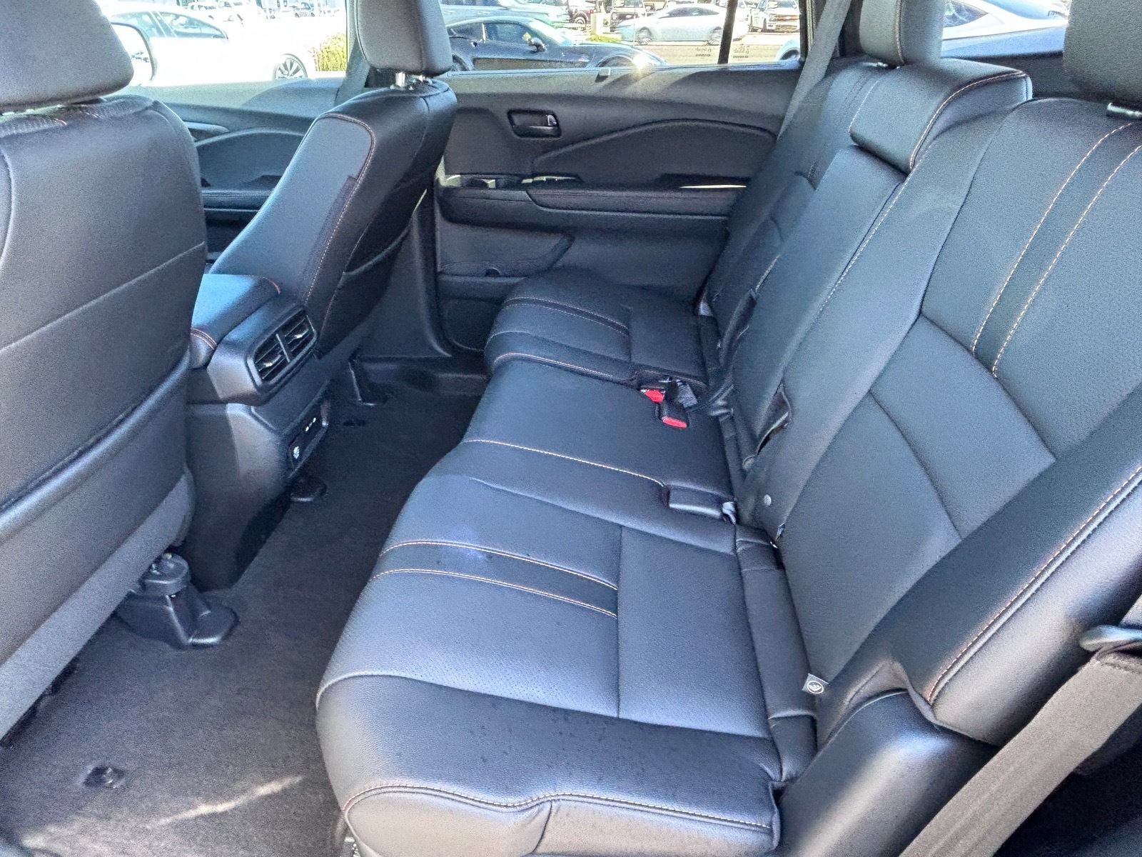 Certified 2025 Honda Passport TrailSport image 16