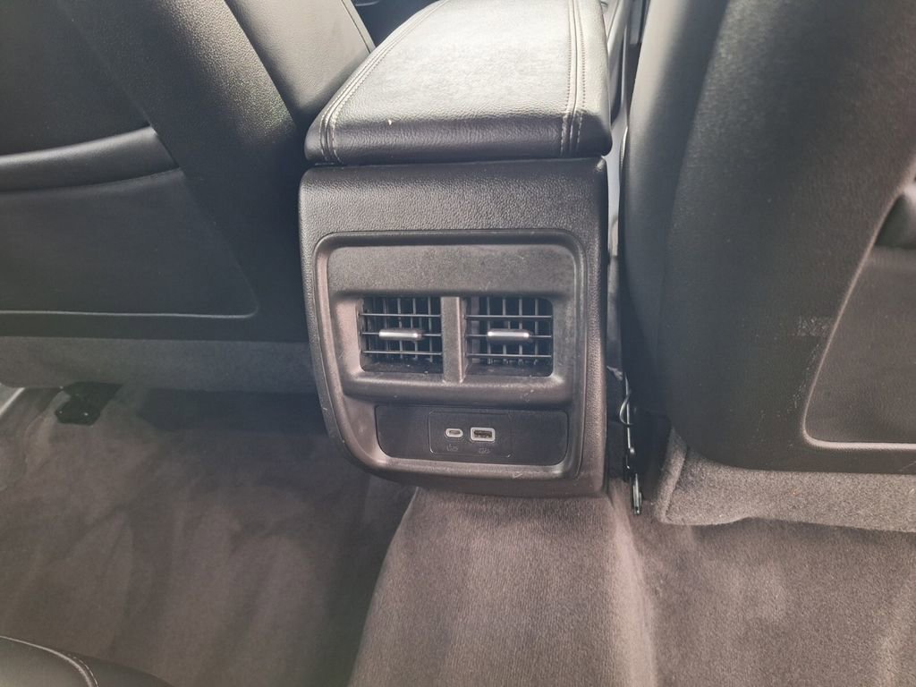 Used 2023 Cadillac XT4 Premium Luxury image 29
