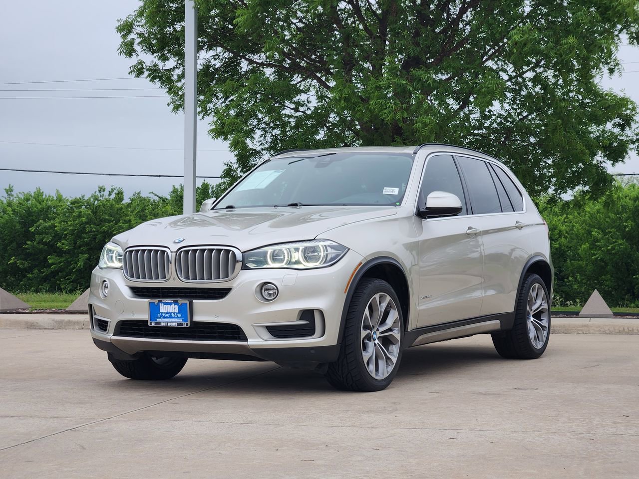 Used 2015 BMW X5 xDrive50i AWD/4WD image 3