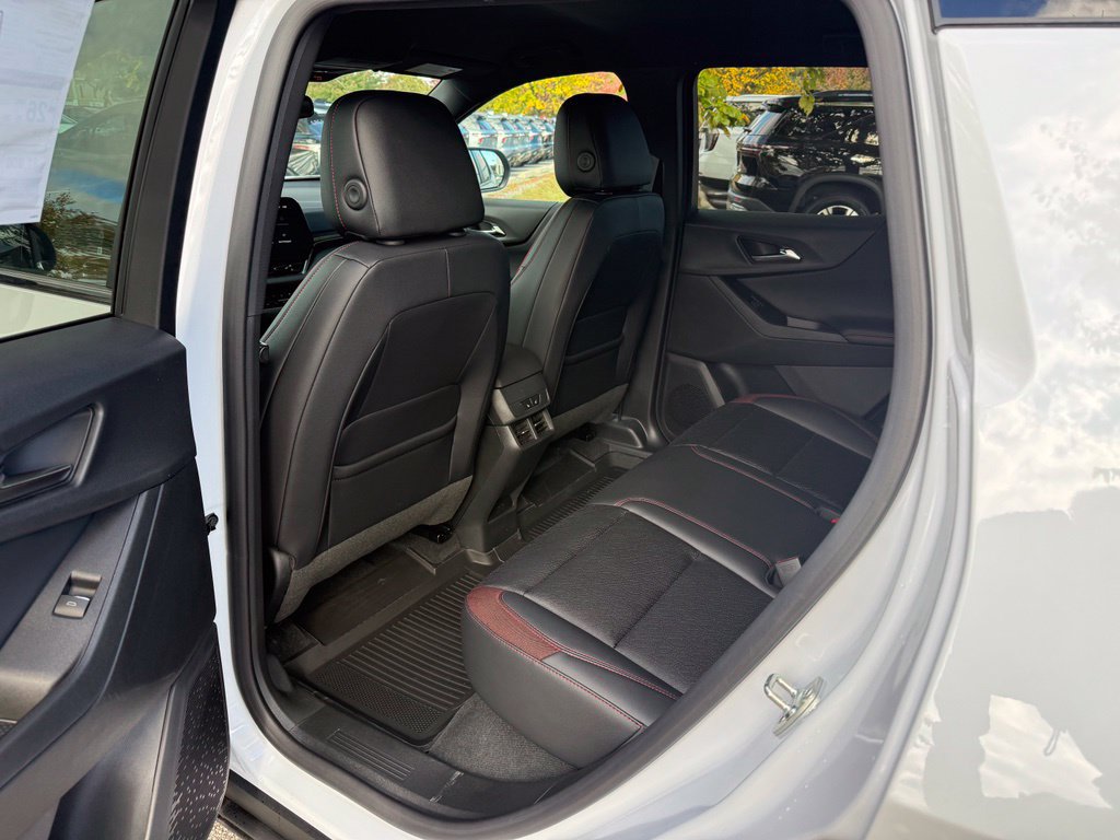New 2027 Chevrolet Equinox RS w/ Convenience Package III AWD/4WD image 11