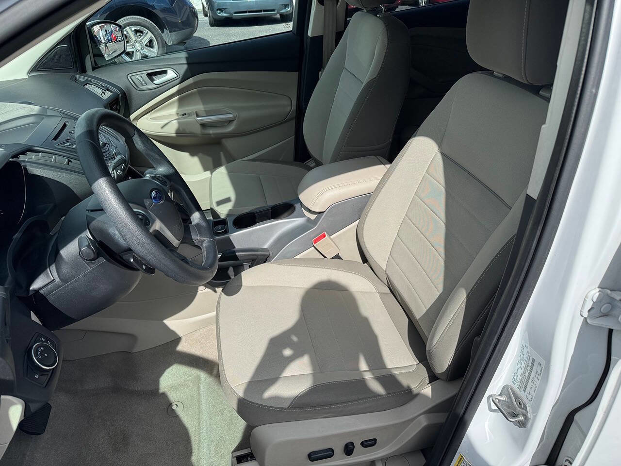 Used 2014 Ford Escape SE image 13