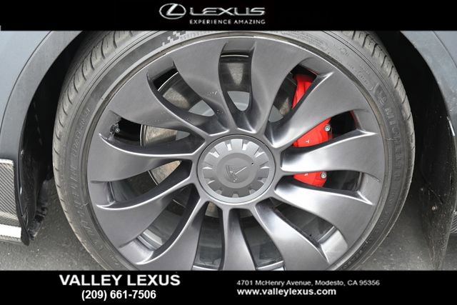 Used 2023 Tesla Model Y Performance image 6