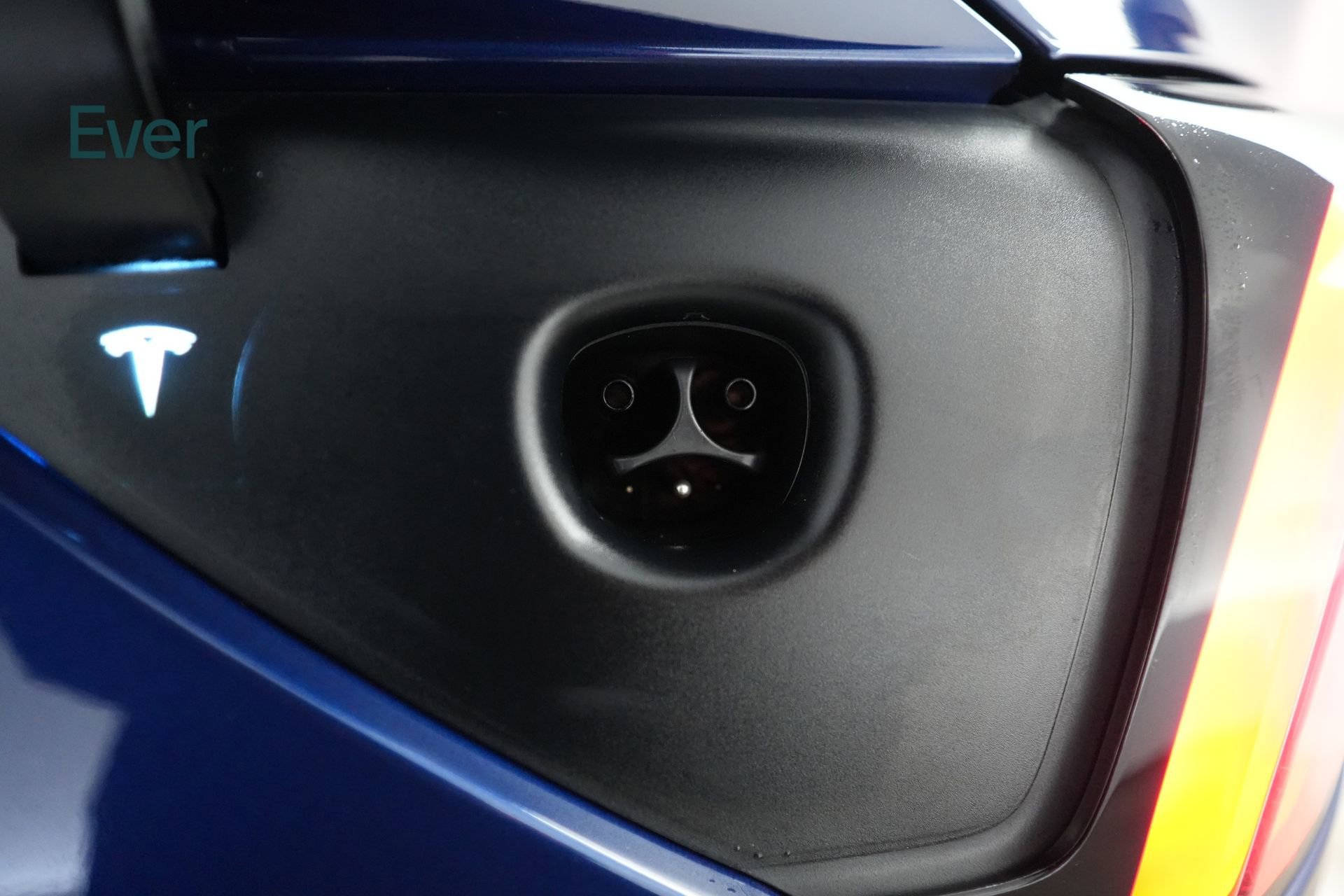 Used 2023 Tesla Model Y Long Range image 10