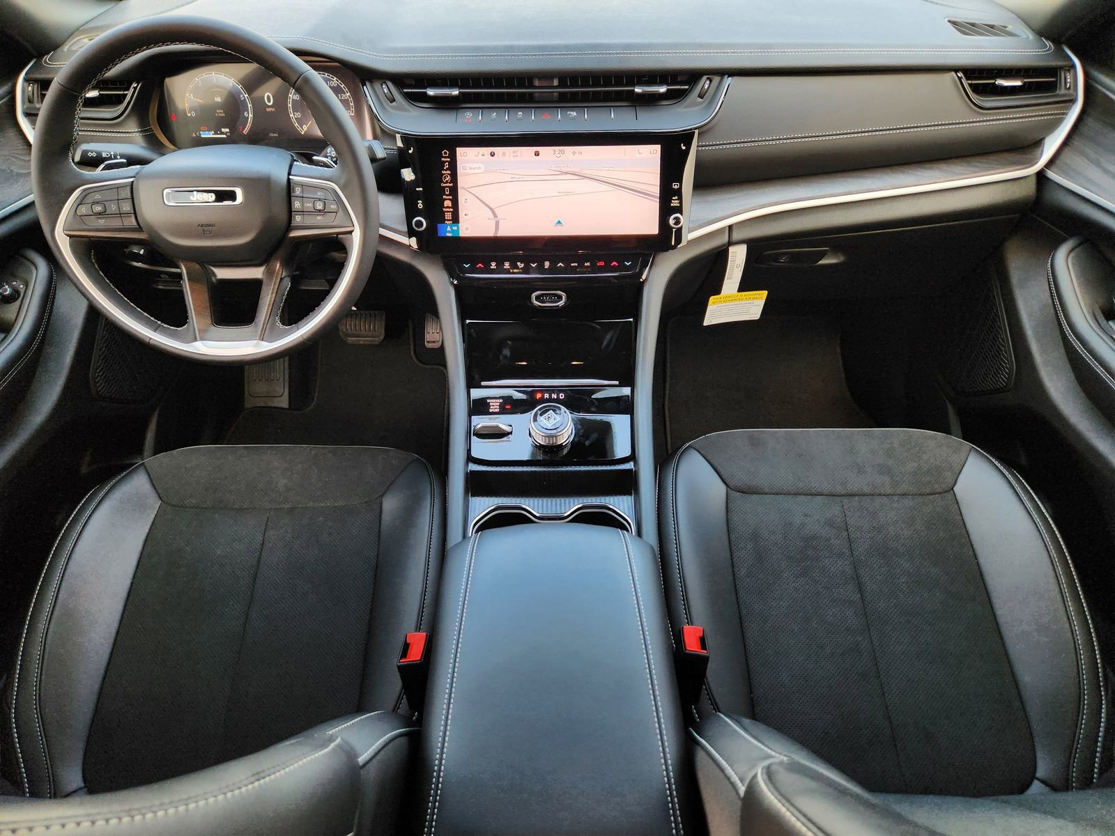 New 2026 Jeep Grand Cherokee Altitude AWD/4WD image 34