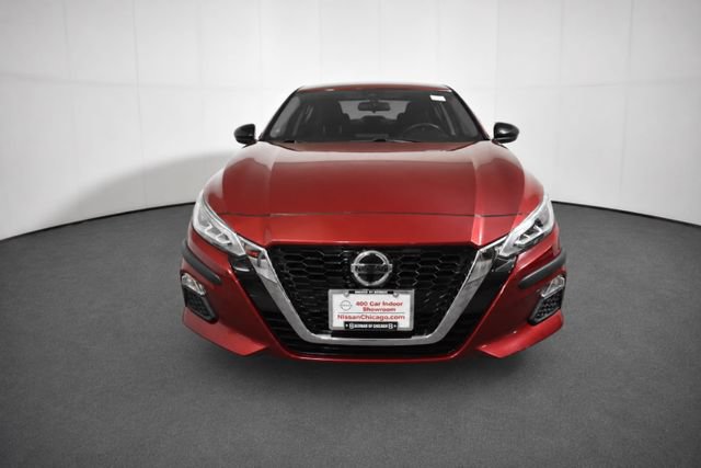 Used 2020 Nissan Altima 2.5 SR FWD image 2