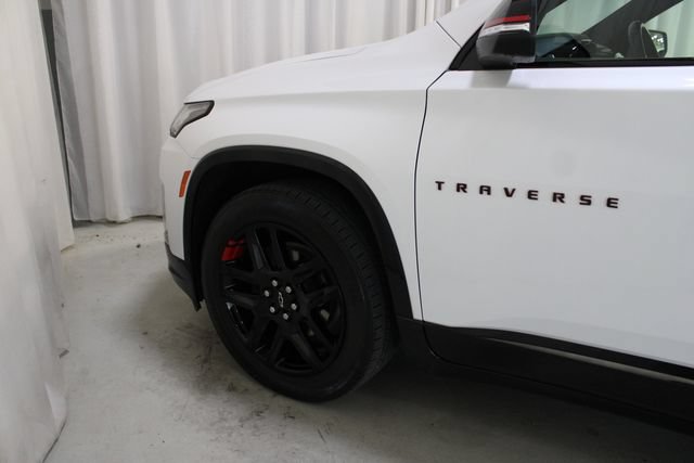Used 2023 Chevrolet Traverse Premier w/ Redline Edition AWD/4WD image 38