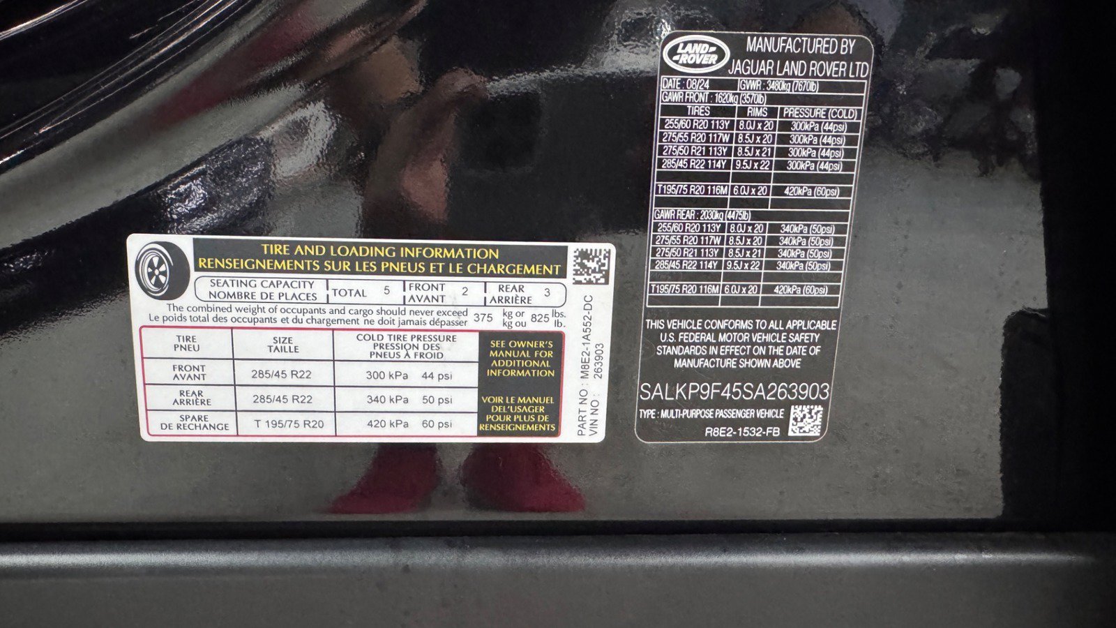 Used 2025 Land Rover Range Rover SE AWD/4WD image 49
