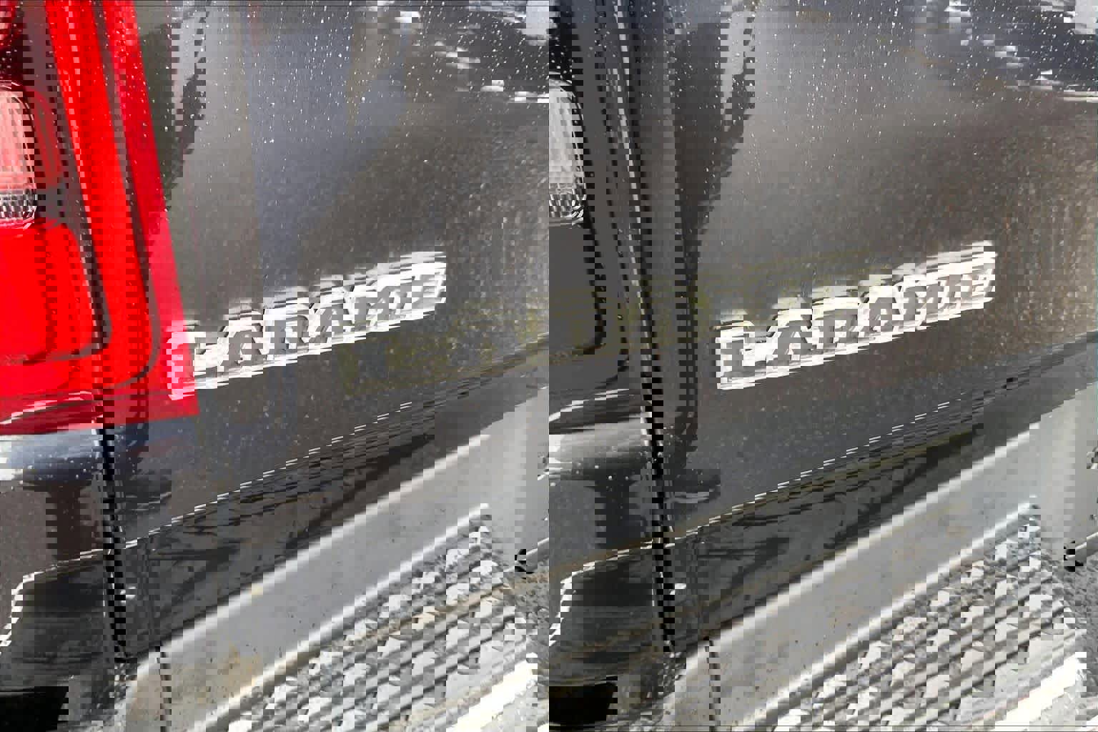 Used 2019 RAM 1500 Laramie image 29