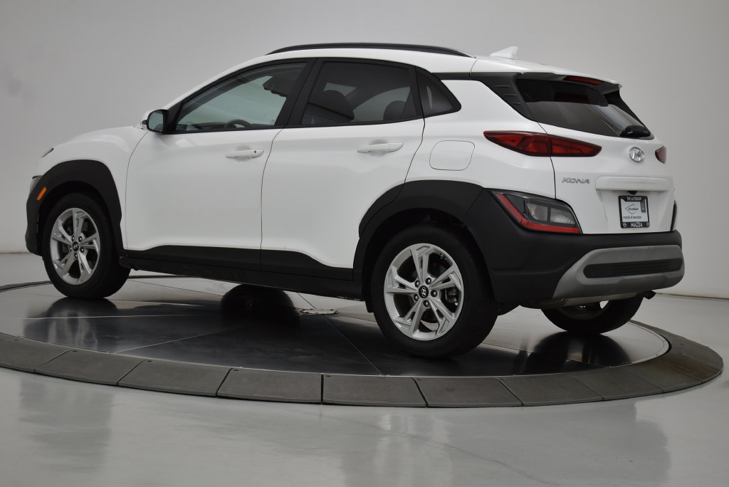 Used 2023 Hyundai Kona SEL w/ Convenience Package AWD/4WD image 17
