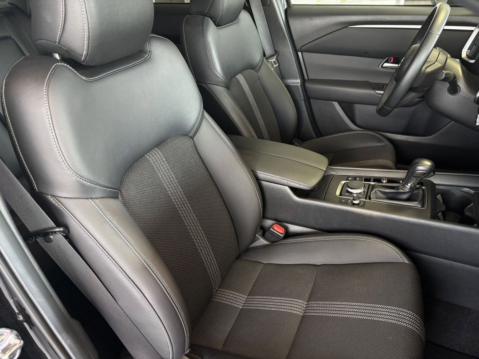 Used 2025 MAZDA CX-50 AWD 2.5 S w/ Preferred Package image 36