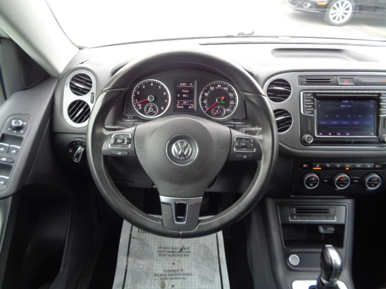 Used 2017 Volkswagen Tiguan Sport image 30