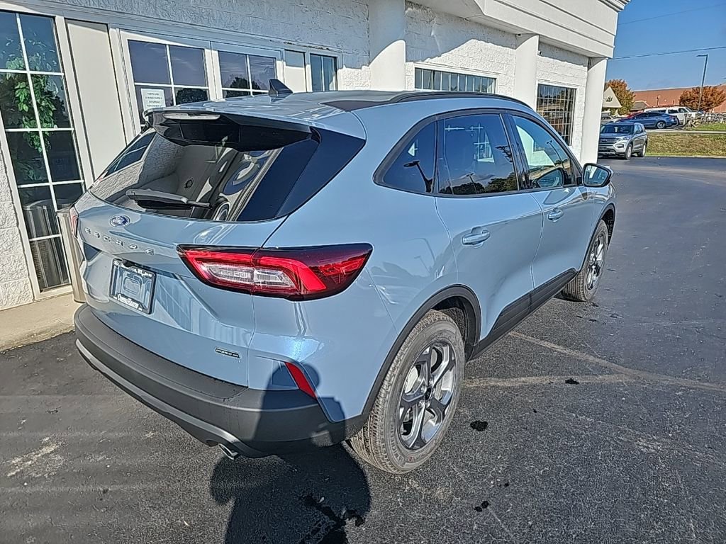 New 2026 Ford Escape ST-Line Select image 4