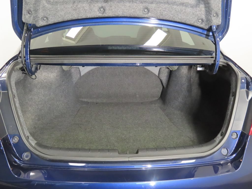Used 2017 Honda Accord LX image 40