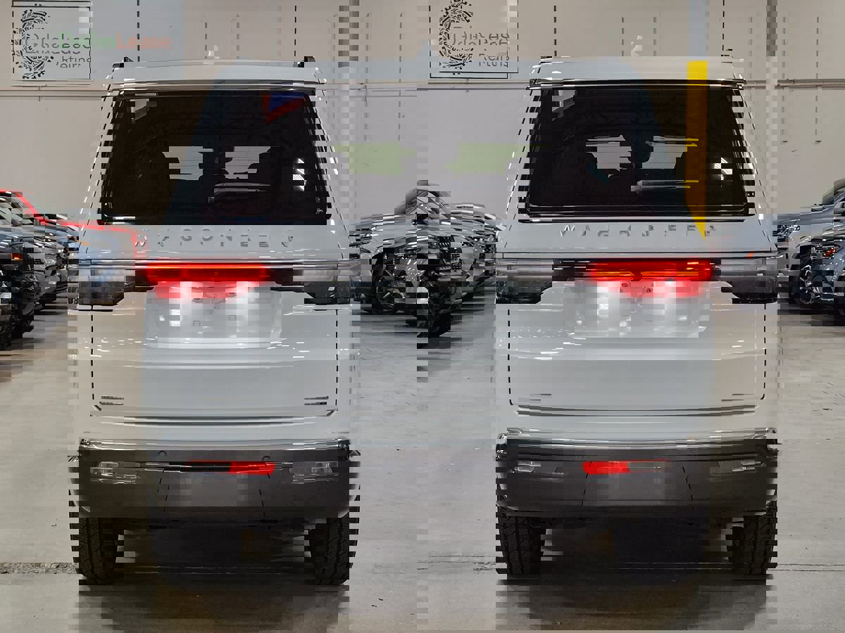 Used 2022 Jeep Wagoneer Series II w/ Premium Group I image 11