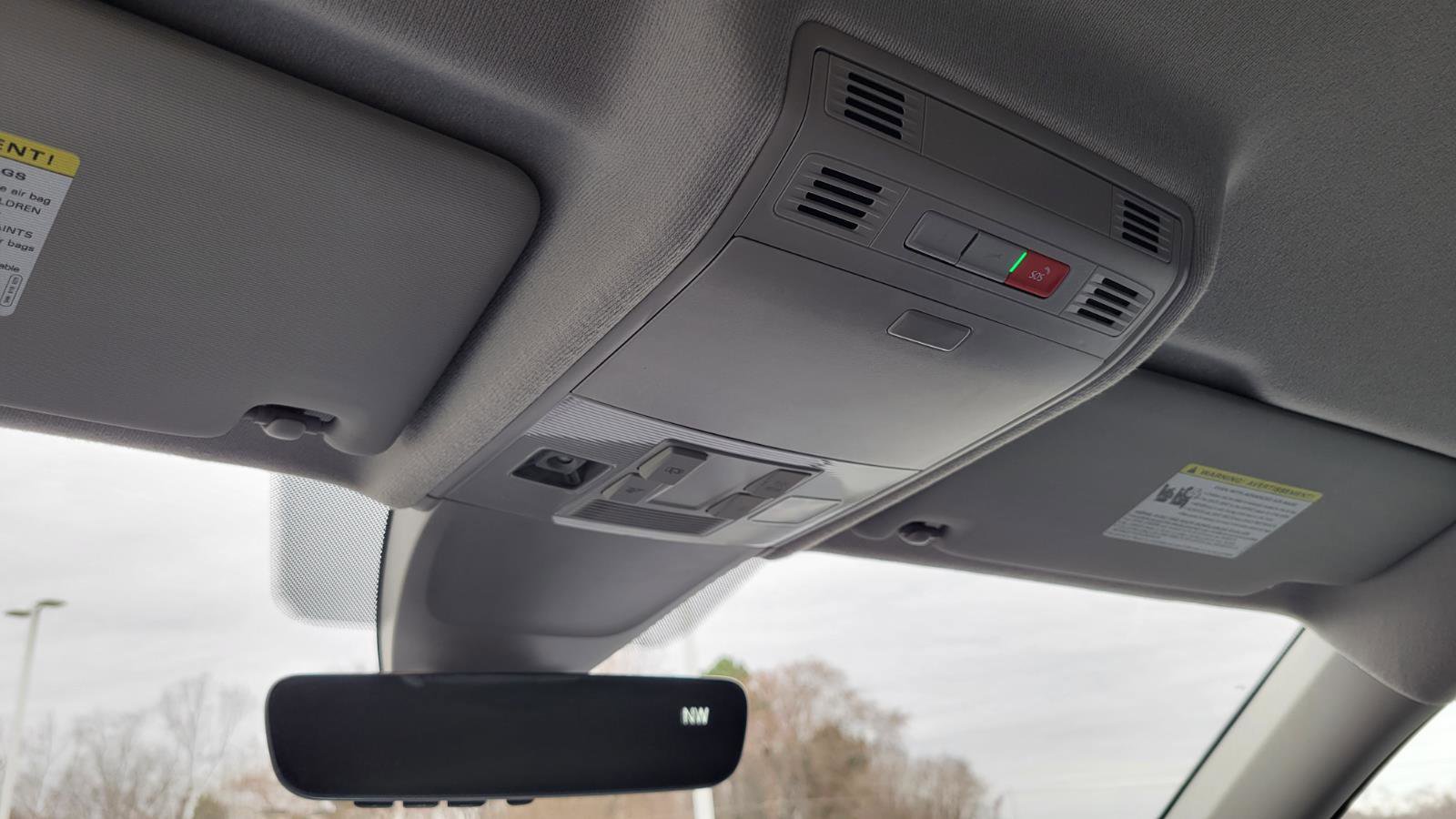 Certified 2023 Volkswagen Tiguan SE image 30