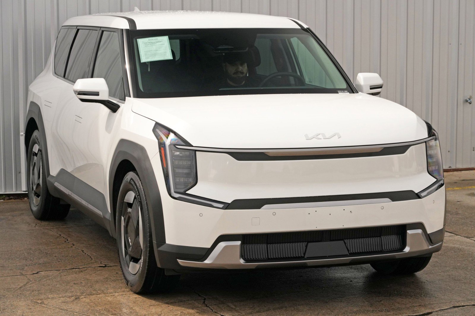 Used 2024 Kia EV9 Light Long Range image 57