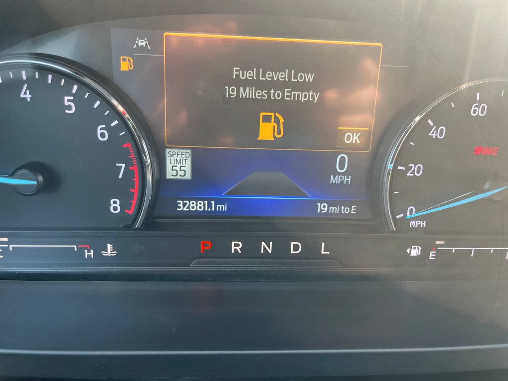Used 2022 Ford Explorer XLT w/ Equipment Group 202A AWD/4WD image 16