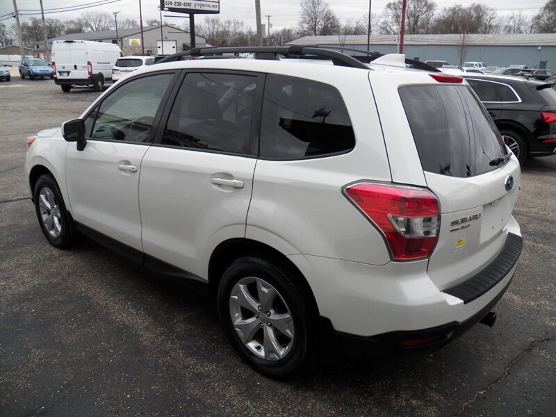Used 2016 Subaru Forester 2.5i Premium w/ Popular Package #1 AWD/4WD image 3