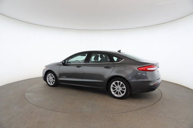 Used 2019 Ford Fusion SE image 9