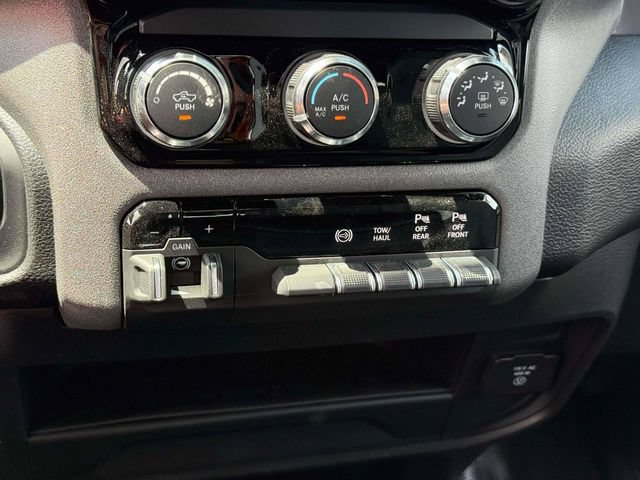 New 2026 RAM 2500 Tradesman AWD/4WD image 32
