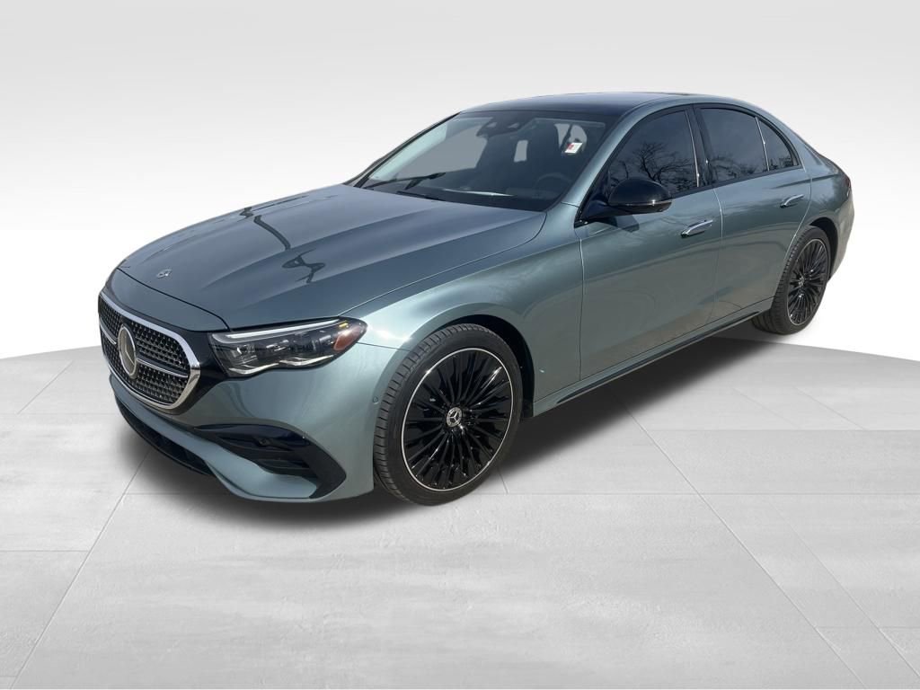 Used 2024 Mercedes-Benz E 350 4MATIC Sedan image 1