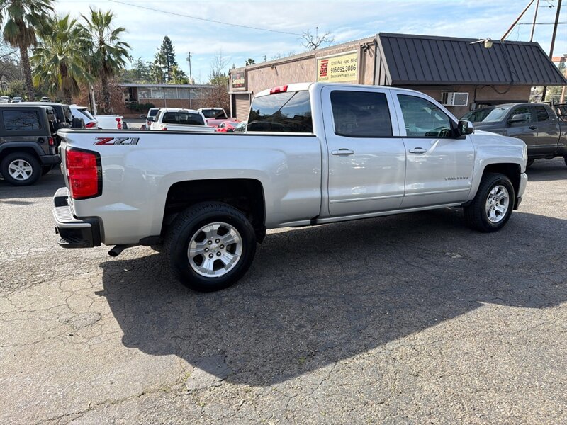 Used 2018 Chevrolet Silverado 1500 LT w/ All Star Edition AWD/4WD image 7