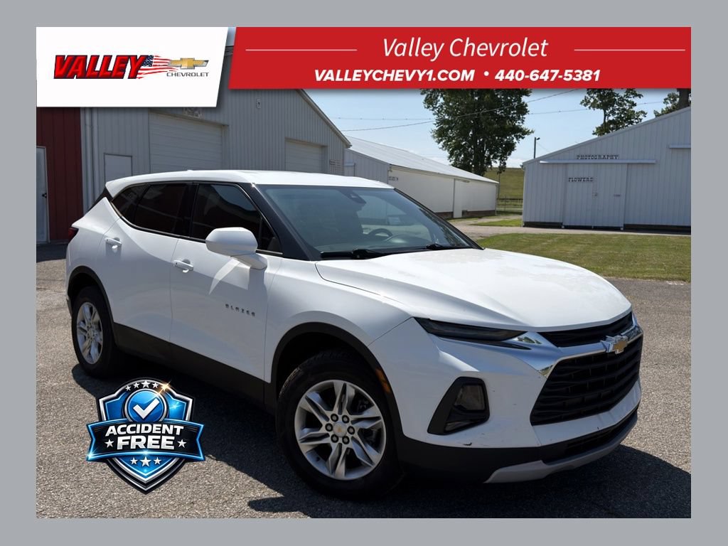 Used 2021 Chevrolet Blazer LT w/ LPO, Cargo Package FWD image 1