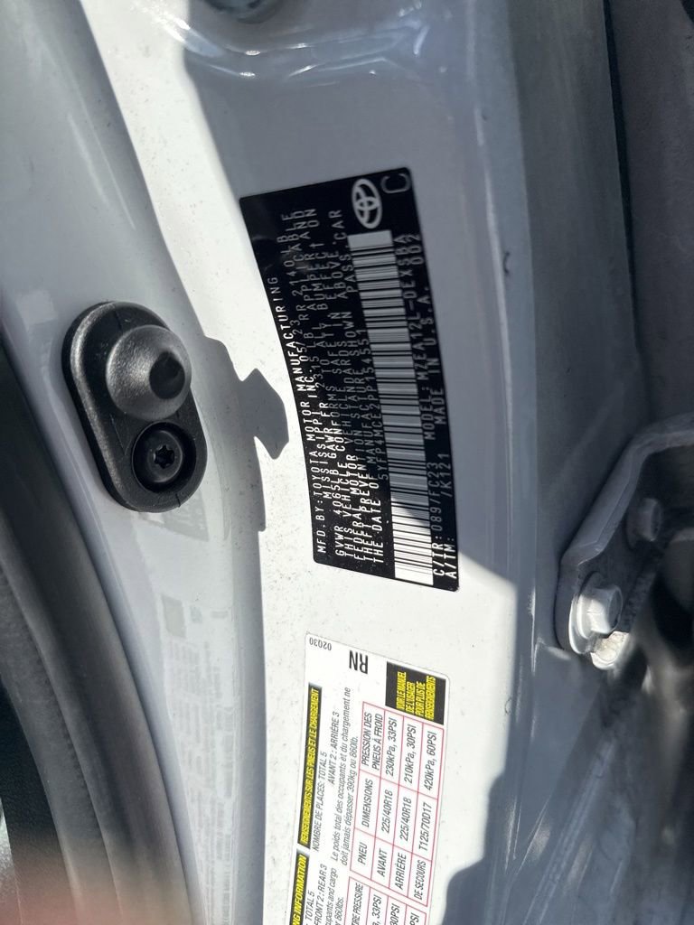 Used 2023 Toyota Corolla SE w/ SE Premium Package FWD image 11