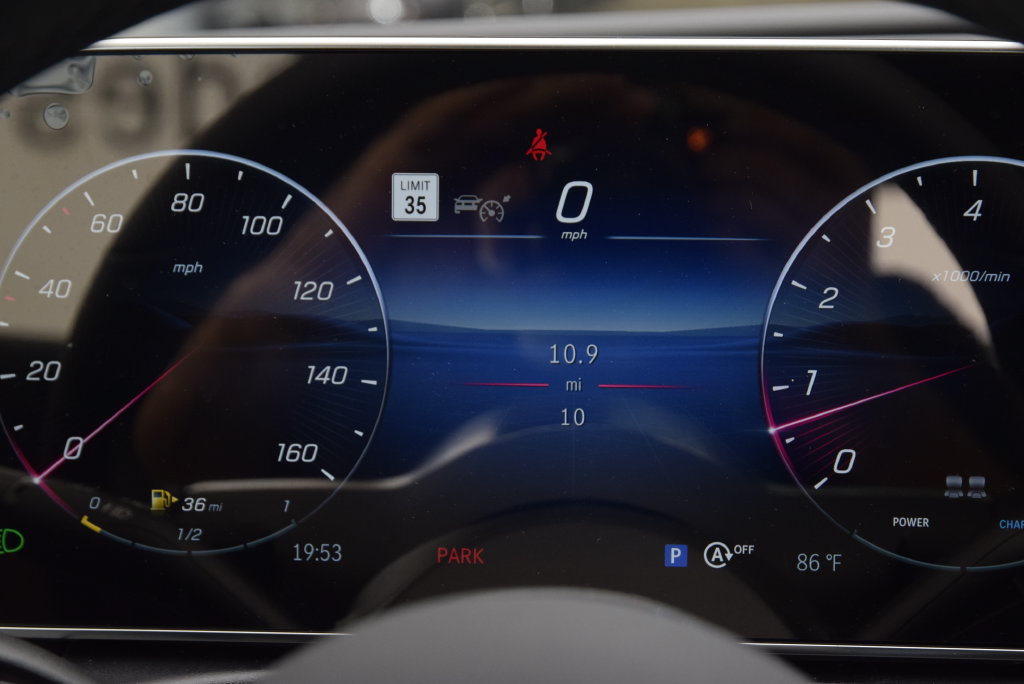 New 2027 Mercedes-Benz CLE 300 4MATIC Coupe image 25