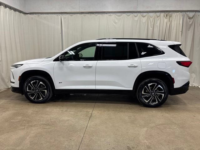 Used 2026 Buick Enclave Sport Touring AWD/4WD image 7