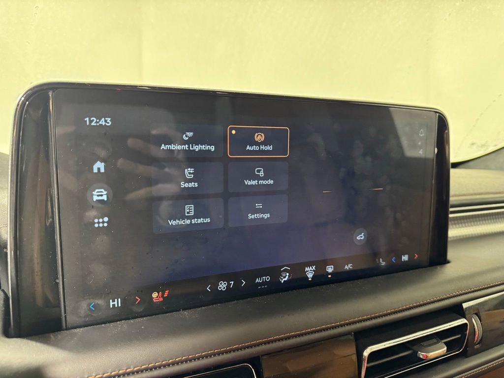 Certified 2025 Lincoln Aviator Black Label w/ Jet Appearance Package image 34