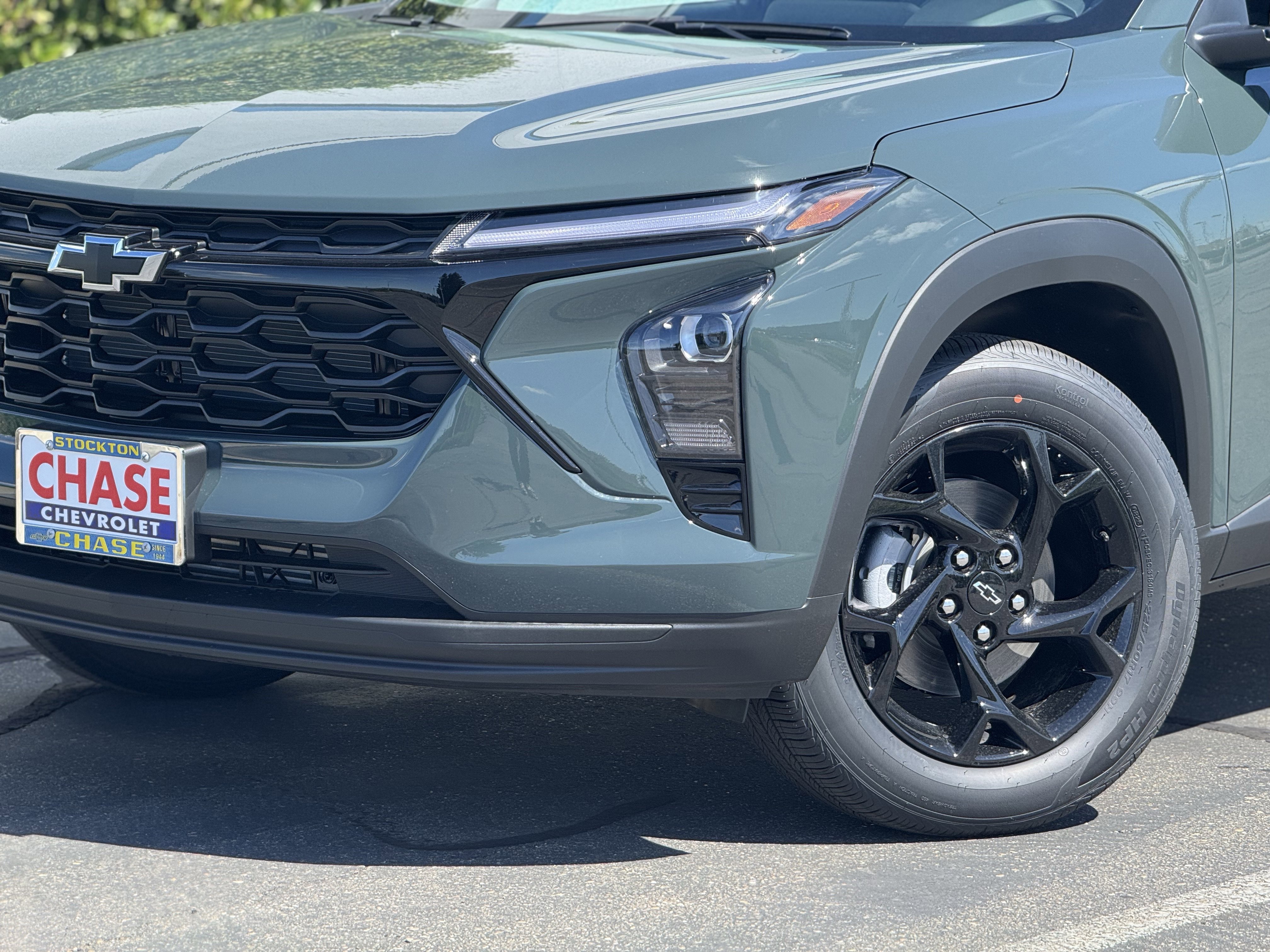 New 2026 Chevrolet Trax LT w/ Driver Confidence Package image 3